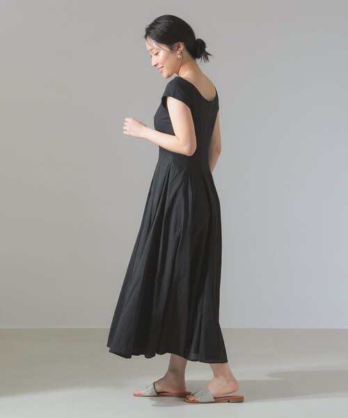 【ほぼ新品】MARIHA マリハ 月の夢 ワンピース MARIHA / 月の夢 ソリッド ワンピース［手洗い可］（ワンピース