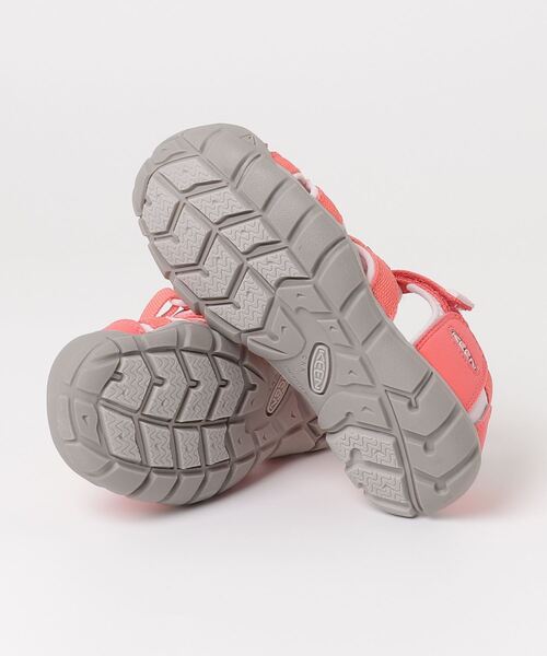 KEEN(キーン)の「SEACAMP II CNX / シーキャンプ ツー シーエヌエックス / キッズ サンダル(サンダル・キッズ・ピンク・21cm/22cm/22.5cm/23.5cm/20cm)」の3枚目の写真