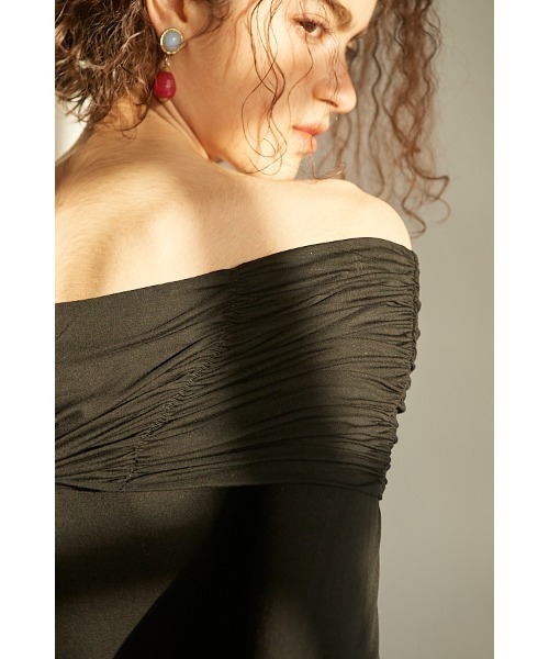 Estella.K(エステラケー)の「Della Belted Long Dress カット&クロスロングドレス(ワンピース・レディース・ブラック/ベージュ系・FREE)」の19枚目の写真