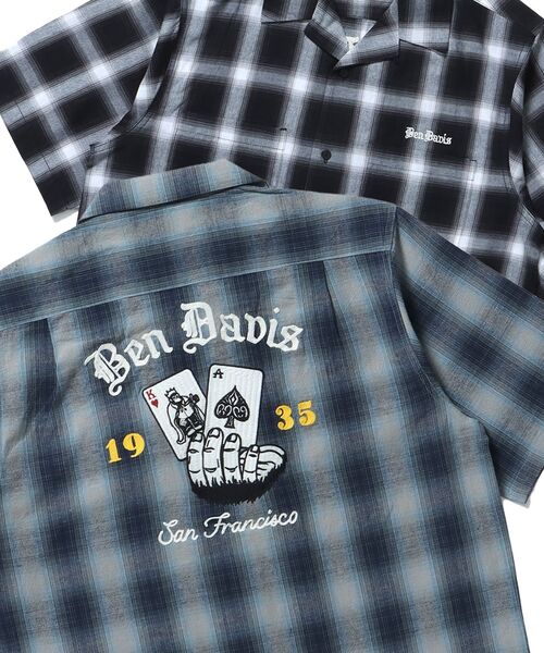 BEN DAVIS(ベンデイビス)の「【BEN DAVIS(ベンデイビス)】CARDS EMB PLAID O/C SHIRT / チェック シャツ ワーク 半袖 刺繍 オープンカラー(シャツ/ブラウス・メンズ・ブルー/ブラック・MEDIUM/LARGE/X-LARGE)」の1枚目の写真