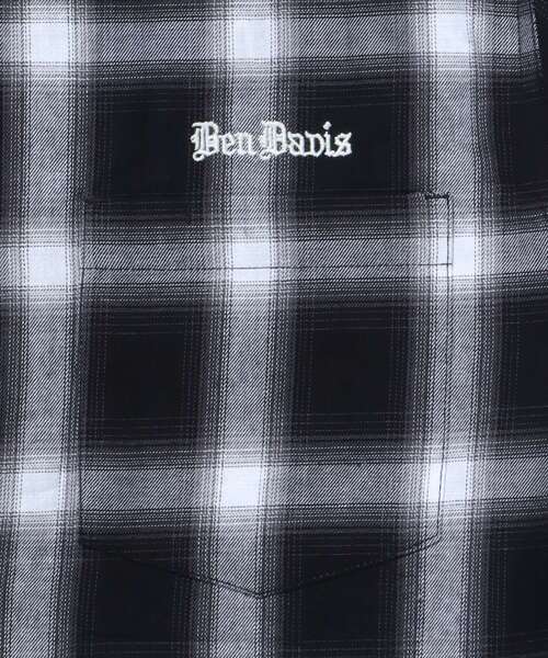 BEN DAVIS(ベンデイビス)の「【BEN DAVIS(ベンデイビス)】CARDS EMB PLAID O/C SHIRT / チェック シャツ ワーク 半袖 刺繍 オープンカラー(シャツ/ブラウス・メンズ・ブルー/ブラック・MEDIUM/LARGE/X-LARGE)」の10枚目の写真