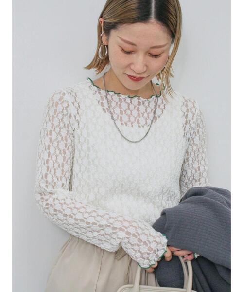 Samansa Mos2 blue（サマンサモスモスブルー）の「◎配色メロウレースプルオーバー（Tシャツ/カットソー・レディース・ベージュ/ブラック/オフホワイト・F）」の2枚目の写真