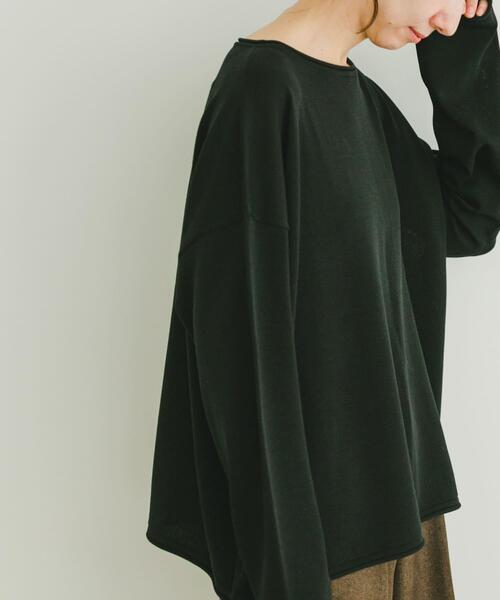 ITEMS URBANRESEARCH(アイテムズ アーバンリサーチ)の「ボートネックルーズニット(ニット/セーター・レディース・ブラック/ブルー/グレー系その他・FREE)」の2枚目の写真