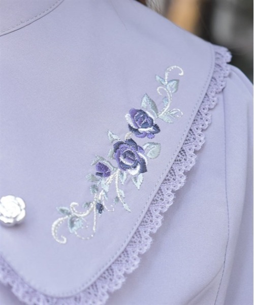 axes femme（アクシーズファム）の「ローズ刺繍ビッグカラーブラウス（シャツ/ブラウス・レディース・ホワイト/ブラック/ラベンダー・FREE）」の9枚目の写真