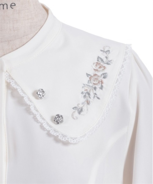 axes femme（アクシーズファム）の「ローズ刺繍ビッグカラーブラウス（シャツ/ブラウス・レディース・ホワイト/ブラック/ラベンダー・FREE）」の22枚目の写真