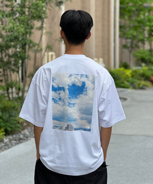 THE NORTH FACE(ザノースフェイス)の「【THE NORTH FACE】S/S Yosemite Scenery Tee ショートスリーブヨセミテシーナリーティー(Tシャツ/カットソー・メンズ・ネイビー/ブラック/ホワイト系その他/ミックスグレー・MEDIUM/X-LARGE/LARGE)」の2枚目の写真