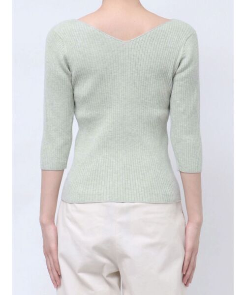 LAGUNAMOON（ラグナムーン）の「シルクブレンド2WAYニットプルオーバー（ニット/セーター・レディース・ブラック/イエロー/ライトグリーン・FREE）」の6枚目の写真