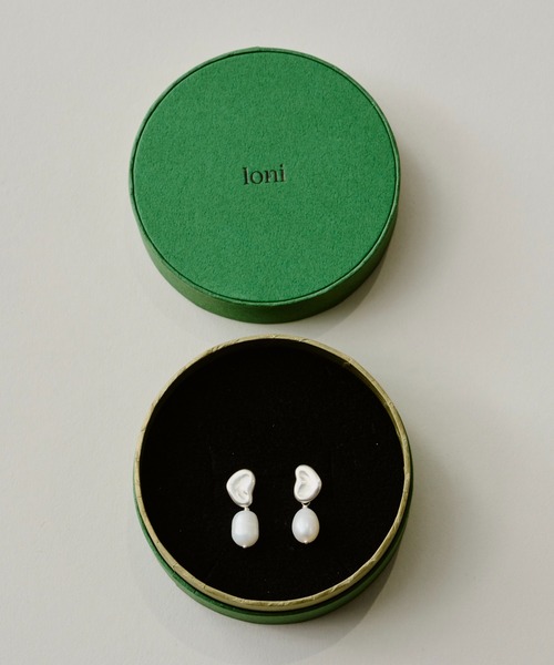 loni(ロニ)の「SV925 Heart Pearl Pierce(ピアス(両耳用)・レディース・シルバー・FREE)」の10枚目の写真