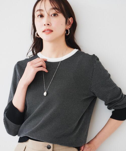 UNTITLED(アンタイトル)の「【配色カラー/アンサンブル可能】きれいめ七分袖ニット(ニット/セーター・レディース・イエロー系その他/ブラック系4/ホワイト系5/グレー系8/ベージュ系その他7・03/02/01/00/48/44/04)」の3枚目の写真