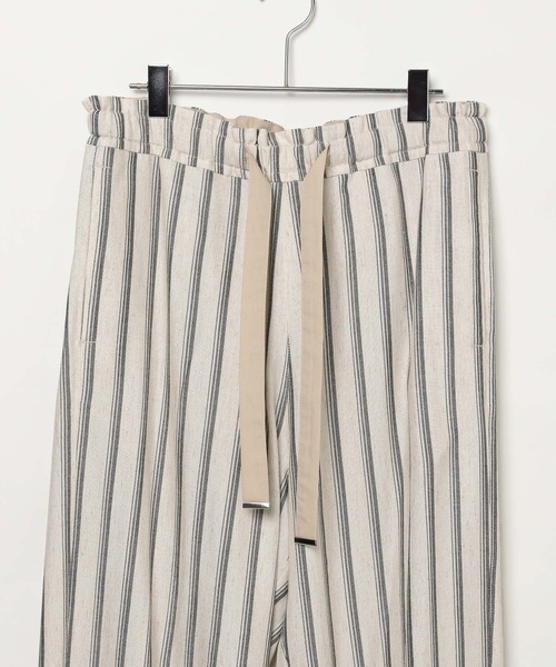 AMERICAN RAG CIE（アメリカンラグシー）の「【AMERICAN RAG CIE】ストライプイージーパンツ（MEN)（その他パンツ・メンズ・ナチュラル/ブラック・LARGE/MEDIUM）」の6枚目の写真