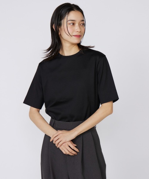 INED（イネド）の「【接触冷感】サイドスリットデザインTシャツ（Tシャツ/カットソー・レディース・グリーン/ブラック/グレー系その他/ホワイト・9号/11号）」の16枚目の写真