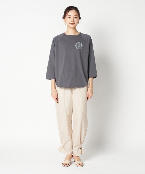 HELIOPOLE（エリオポール）の「LOGO RAGLAN SLEEVE TEE（Tシャツ/カットソー・レディース・ピンク/チャコールグレー/アイボリー・38）」の10枚目の写真