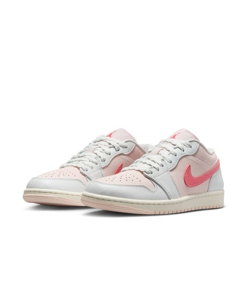 【NIKE】送料/関税込 W AIR JORDAN 1 LOW SE IB8156-133 セール】W AIR JORDAN 1 LOW SE IB8156-133（スニーカー