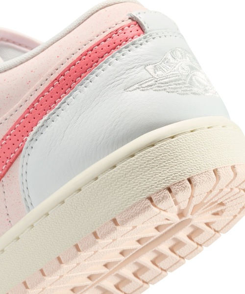 セール】W AIR JORDAN 1 LOW SE IB8156-133（スニーカー