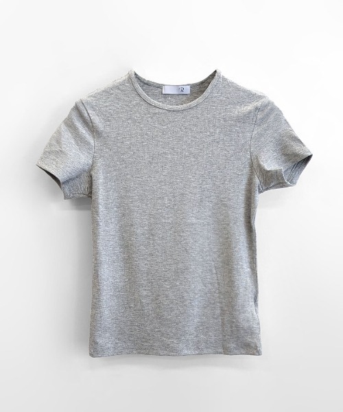REMUR(レミュール)の「ショート丈半袖Tシャツ(Tシャツ/カットソー・レディース・ブラック/ネイビー/ブラウン/グレー・FREE)」の13枚目の写真