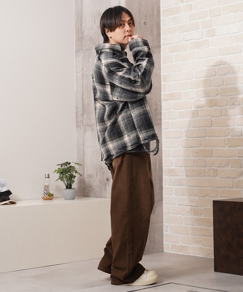 1111clothing(ワンフォークロージング)の「【ZOZOTOWN限定】マイラードブラウン ワイドストレートパンツ / Myra Brown Wide Straight Pants(その他パンツ・メンズ・ブラウン・M/L/XL)」の8枚目の写真