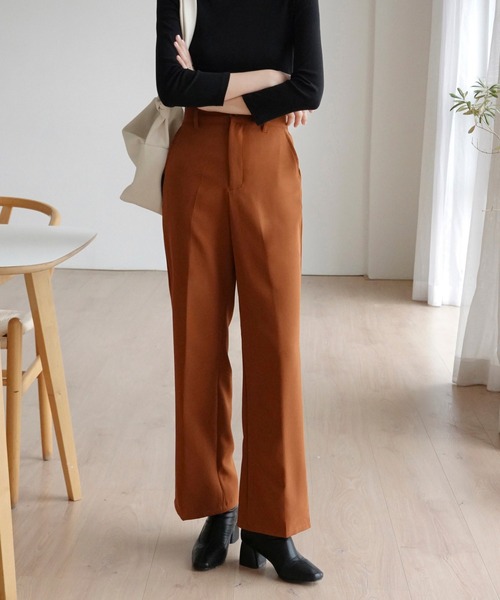 urge:(アージコロン )の「【URGE:】シルエットフレア スリット パンツ(スラックス・レディース・アイボリー/ブラック/ライトベージュ/チャコールグレー/ブラウン/ミント・MEDIUM/LARGE/SMALL)」の4枚目の写真