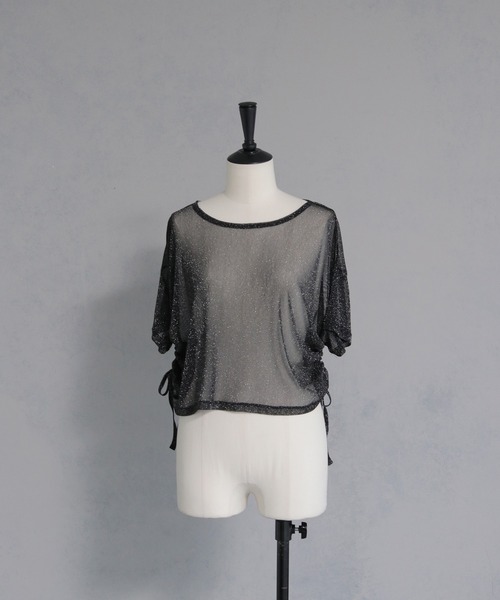 cheriella(シェリエラ)の「【cheriella】ソフトラメ サイドストリングデザインシアートップス SOFT LAME SIDE STRING DESIGN SHEER TOPS(Tシャツ/カットソー・レディース・チャコールグレー/ブラック/アイボリー/ブルーグリーン・M)」の5枚目の写真