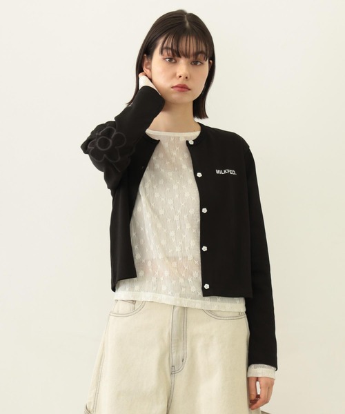 MILKFED.（ミルクフェド）の「FLOWER ELBOW CARDIGAN（カーディガン/ボレロ・レディース・アッシュ/ブラック/ライトピンク/オートミール・ONE SIZE）」の2枚目の写真