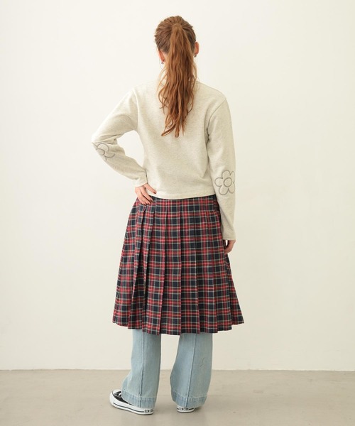 MILKFED.（ミルクフェド）の「FLOWER ELBOW CARDIGAN（カーディガン/ボレロ・レディース・アッシュ/ブラック/ライトピンク/オートミール・ONE SIZE）」の11枚目の写真