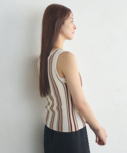 RETRO GIRL(レトロガール)の「マルチストライプNTタンク(タンクトップ・レディース・ブルー系その他/ホワイト系その他/ブラック系その他・FREE)」の10枚目の写真