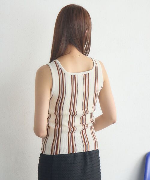 RETRO GIRL(レトロガール)の「マルチストライプNTタンク(タンクトップ・レディース・ブルー系その他/ホワイト系その他/ブラック系その他・FREE)」の11枚目の写真