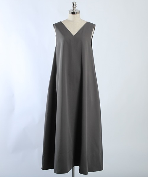 セール】Vネックノースリーブタフタワンピース（ワンピース）｜1chaku