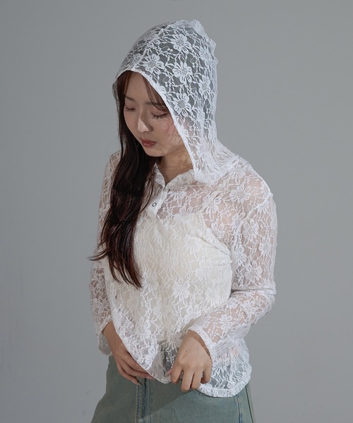 apres jour mignon(アプレジュールミニョン)の「レースフーディートップス【ZOZOTOWN限定アイテム】(その他トップス・レディース・オフホワイト/ブラウン系その他/ブラック・X-LARGE/フリー)」の5枚目の写真