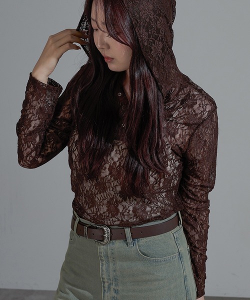 apres jour mignon(アプレジュールミニョン)の「レースフーディートップス【ZOZOTOWN限定アイテム】(その他トップス・レディース・オフホワイト/ブラウン系その他/ブラック・X-LARGE/フリー)」の17枚目の写真