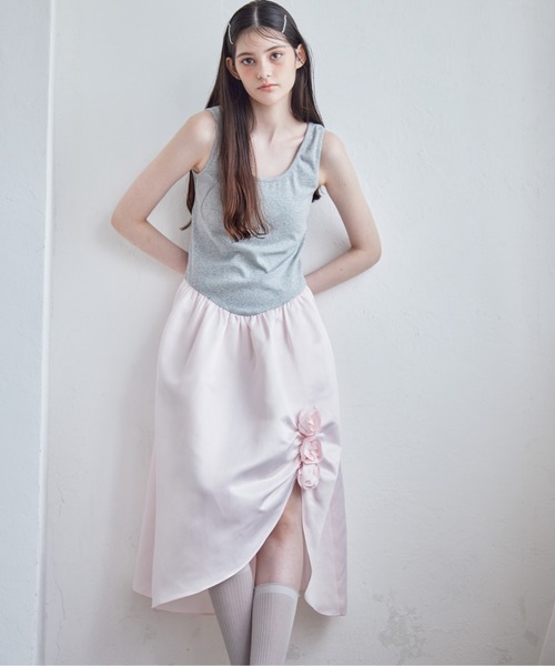 etre loin(エトルワン)の「Rose satin docking rib dress(ワンピース・レディース・ブラック/ブルー/ピンク・M)」の4枚目の写真