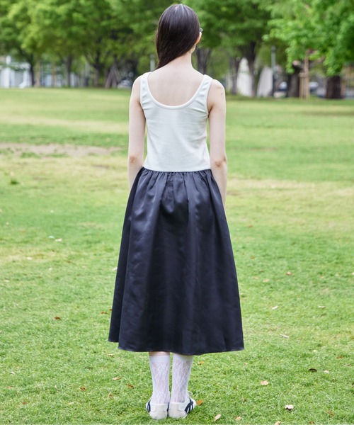 ワンピース CRINKLE ROSE DRESS セール】Rose satin docking rib dress（ワンピース）｜etre