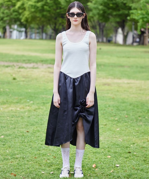 セール】Rose satin docking rib dress（ワンピース）｜etre
