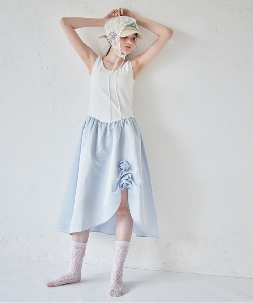 ワンピース CRINKLE ROSE DRESS セール】Rose satin docking rib dress（ワンピース）｜etre