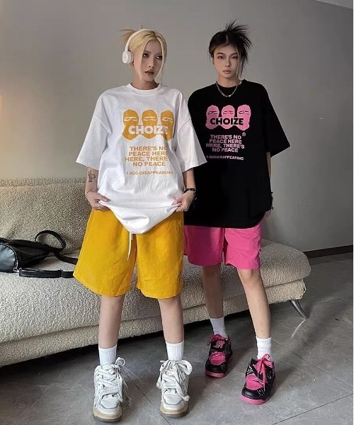 lilful(リルフル)の「フロントプリントルーズTシャツ(Tシャツ/カットソー・レディース・ホワイト/ブラック・M/L)」の7枚目の写真