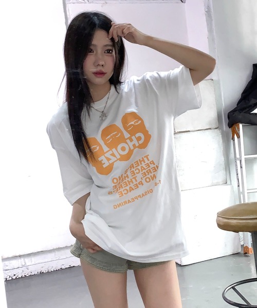 lilful(リルフル)の「フロントプリントルーズTシャツ(Tシャツ/カットソー・レディース・ホワイト/ブラック・M/L)」の16枚目の写真