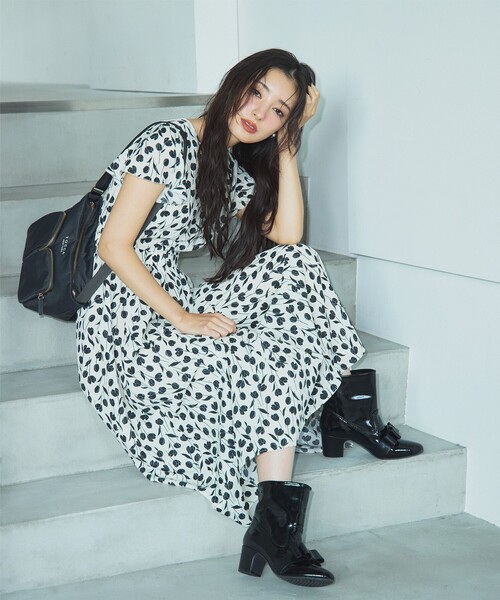 TOCCA（トッカ）の「LITTLE TULIP ドレス（ワンピース・レディース・アイボリー系5/ブラック系5・0/2/4/6）」の5枚目の写真