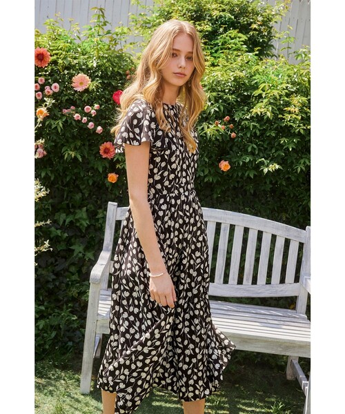 TOCCA（トッカ）の「LITTLE TULIP ドレス（ワンピース・レディース・アイボリー系5/ブラック系5・0/2/4/6）」の7枚目の写真