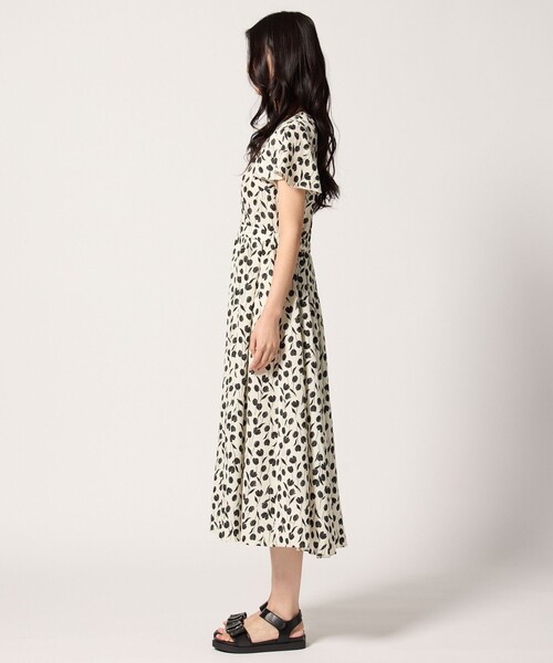 TOCCA（トッカ）の「LITTLE TULIP ドレス（ワンピース・レディース・アイボリー系5/ブラック系5・0/2/4/6）」の11枚目の写真