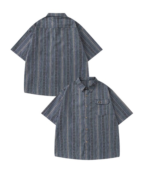 HOOK(フック)の「マルチストライプ半袖シャツ (SS)(シャツ/ブラウス・メンズ・ライトグレー/ダークグレー・LARGE/MEDIUM)」の1枚目の写真