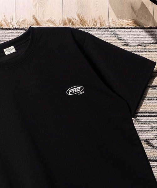 BAYBLO(ベイブロ)の「(SA) 梨地 ワンポイント 半袖 Tシャツ(Tシャツ/カットソー・メンズ・ベージュ/グレー/ブラック/サックスブルー・M/L/LL)」の2枚目の写真