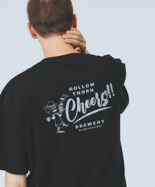 DESIGNWORKS(デザインワークス)の「【Cheers!!】プリント Tシャツ(Tシャツ/カットソー・メンズ・ホワイト/ブラック・44/46/48)」の2枚目の写真