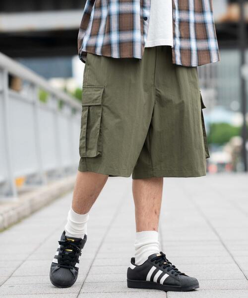 WEGO（ウィゴー）の「WEGO/ナイロンイージーバギーカーゴショーツ（カーゴパンツ・メンズ・オリーブ/ライトグレー/ブラック・MEDIUM/LARGE）」の14枚目の写真