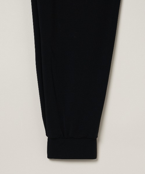 プレイフルアウトフィット ジョガーパンツ（その他パンツ）｜three