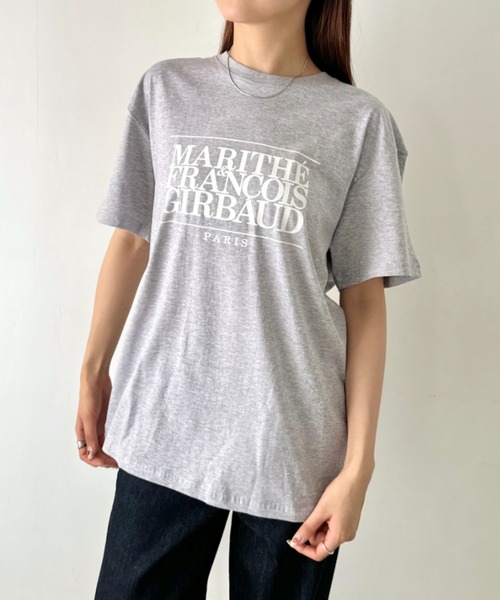 MARITHE + FRANCOIS GIRBAUD(マリテフランソワジルボー)の「MARITHE + FRANCOIS GIRBAUD(マリテフランソワジルボー)/ロゴプリント 半袖 Tシャツ/a four-colored T-shirt(Tシャツ/カットソー・レディース・ブラック/グレー/ホワイト/ネイビー・S/M/L/XL)」の22枚目の写真
