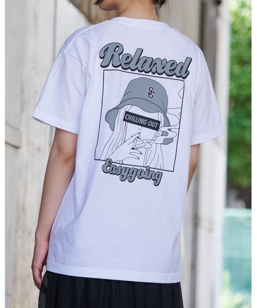 MODISH GAZE(モディシュガゼ)の「【MODISH GAZE】スモーキングガール Relaxed半袖Tシャツ(Tシャツ/カットソー・メンズ・ホワイト×グレー/ホワイト×ピンク/ブラック×パープル/ブラック×ブルー/ホワイト×ブルー/ブラック×グリーン・MEDIUM/LARGE/X-LARGE)」の10枚目の写真