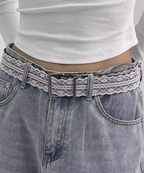DIAVEL（ディアベル）の「【NEWデザイン】2素材MIXレースレザーベルト（ベルト・レディース・ホワイト/シルバー・F）」の5枚目の写真