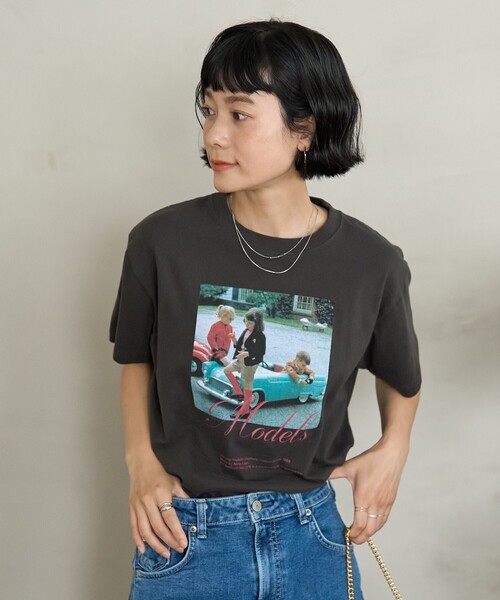 FREAK'S STORE(フリークスストア)の「Autumn Kids photo Tシャツ/フォトTシャツ(Tシャツ/カットソー・レディース・チャコール/オフホワイト/ナチュラル・フリ-)」の19枚目の写真