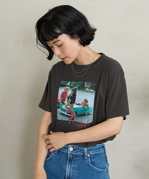 FREAK'S STORE(フリークスストア)の「Autumn Kids photo Tシャツ/フォトTシャツ(Tシャツ/カットソー・レディース・チャコール/オフホワイト/ナチュラル・フリ-)」の20枚目の写真