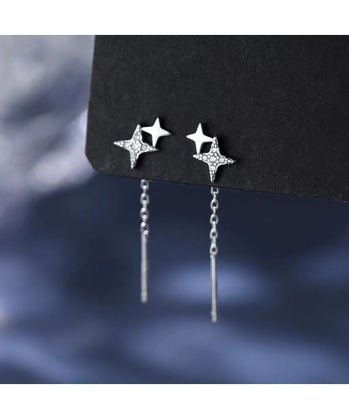 Sakka(サッカ)の「星型チェーンピアス 【金属アレルギー対応】(ピアス(両耳用)・レディース・シルバー系/シルバー・FREE)」の5枚目の写真