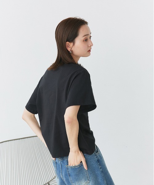 ad thie（アドティエ）の「フラワーモチーフ コード刺繍Tシャツ（Tシャツ/カットソー・レディース・オフホワイト/ブラック・FREE）」の15枚目の写真
